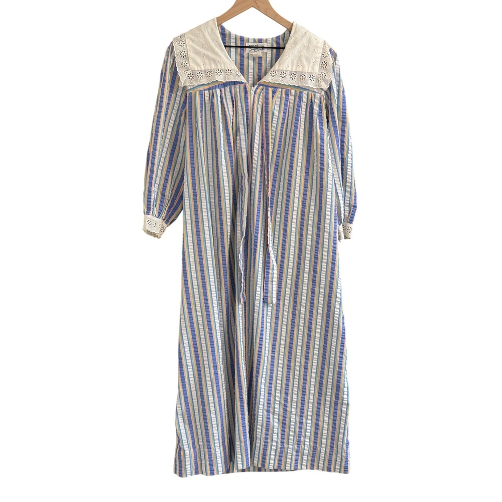 Vtg Saybury Striped Seersucker‎ Nightgown Mumu Women M Eyelet Collar Pastel Zip
